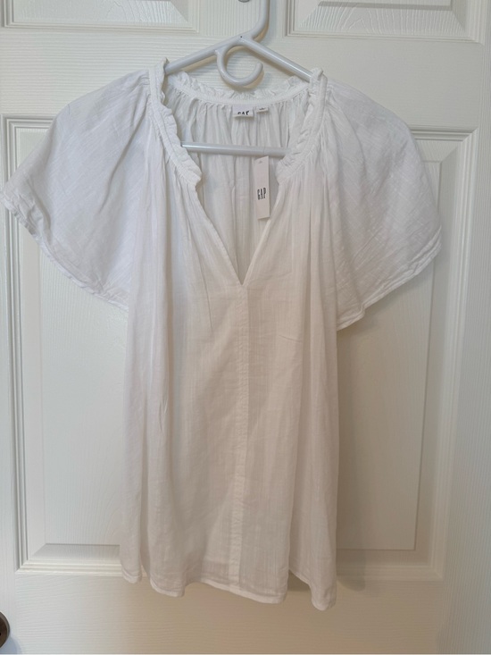 GAP Tops - GAP Women’s Ruffle Neck Blouse NWT
